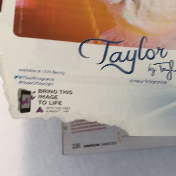 Cosmopolitan August 2013 - Picture 3 of 7